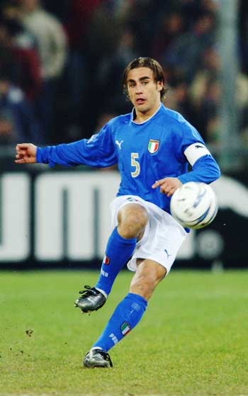 稳健表现 稳健表现