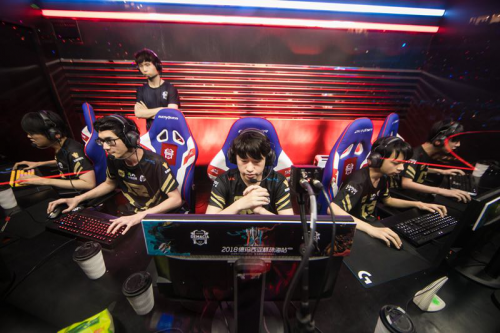 教练提供了 教练提供了