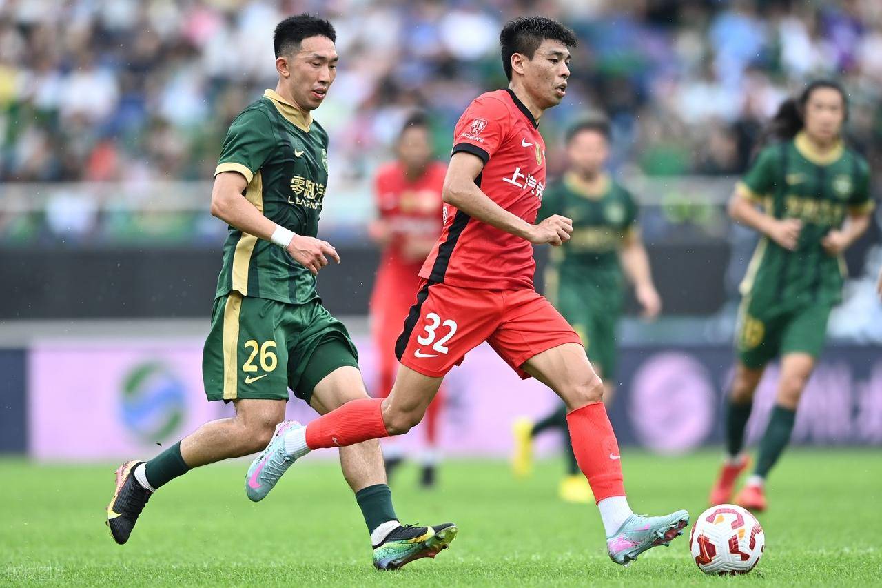 常依赖莱万 常依赖莱万