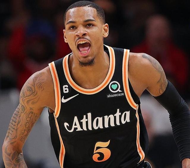 斯塔姆：曼联小将该向18岁飞镖冠军取经，学习如何处理高度压力.