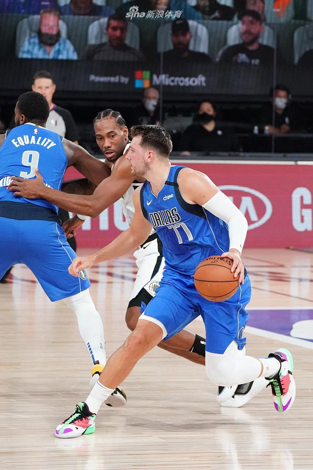 巴塞罗那足 巴塞罗那足